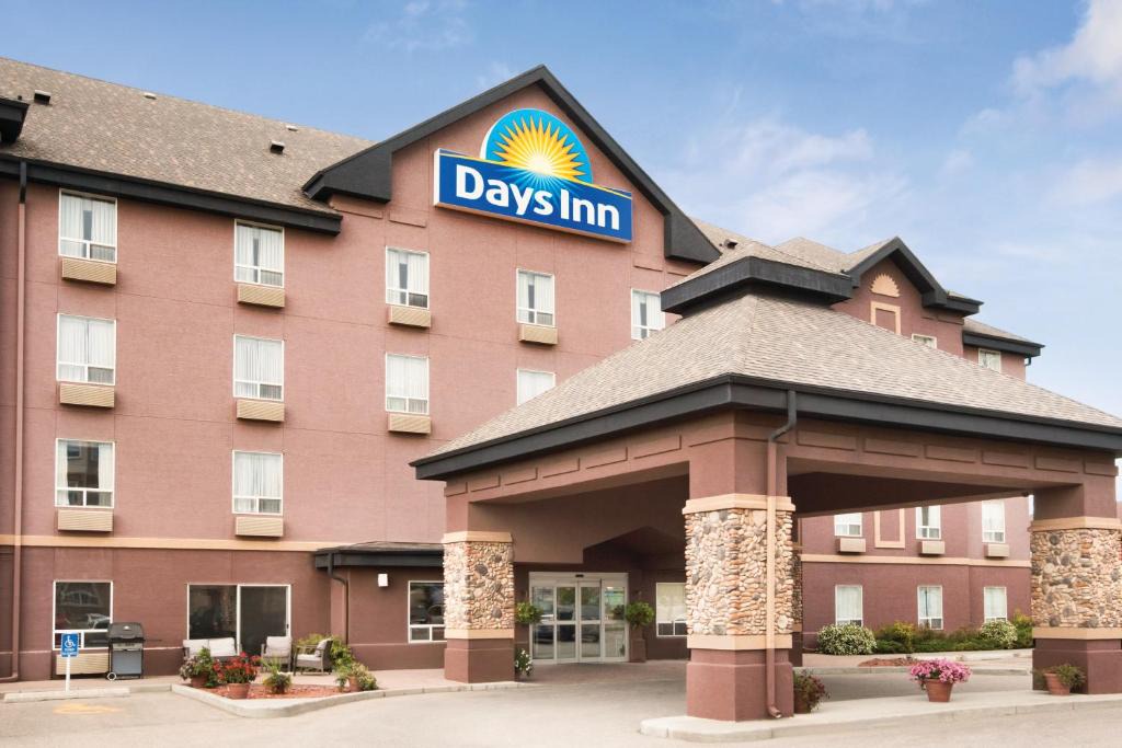 Calgary Hotel | Days Inn by Wyndham Calgary Airport