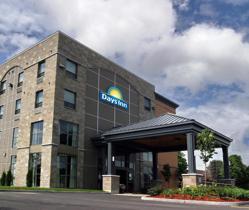 Saint-Nicolas Hotel | Days Inn by Wyndham Levis