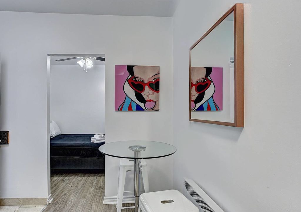 Saint Henri Apartment | Destination Loft Minutes from Downtown #101