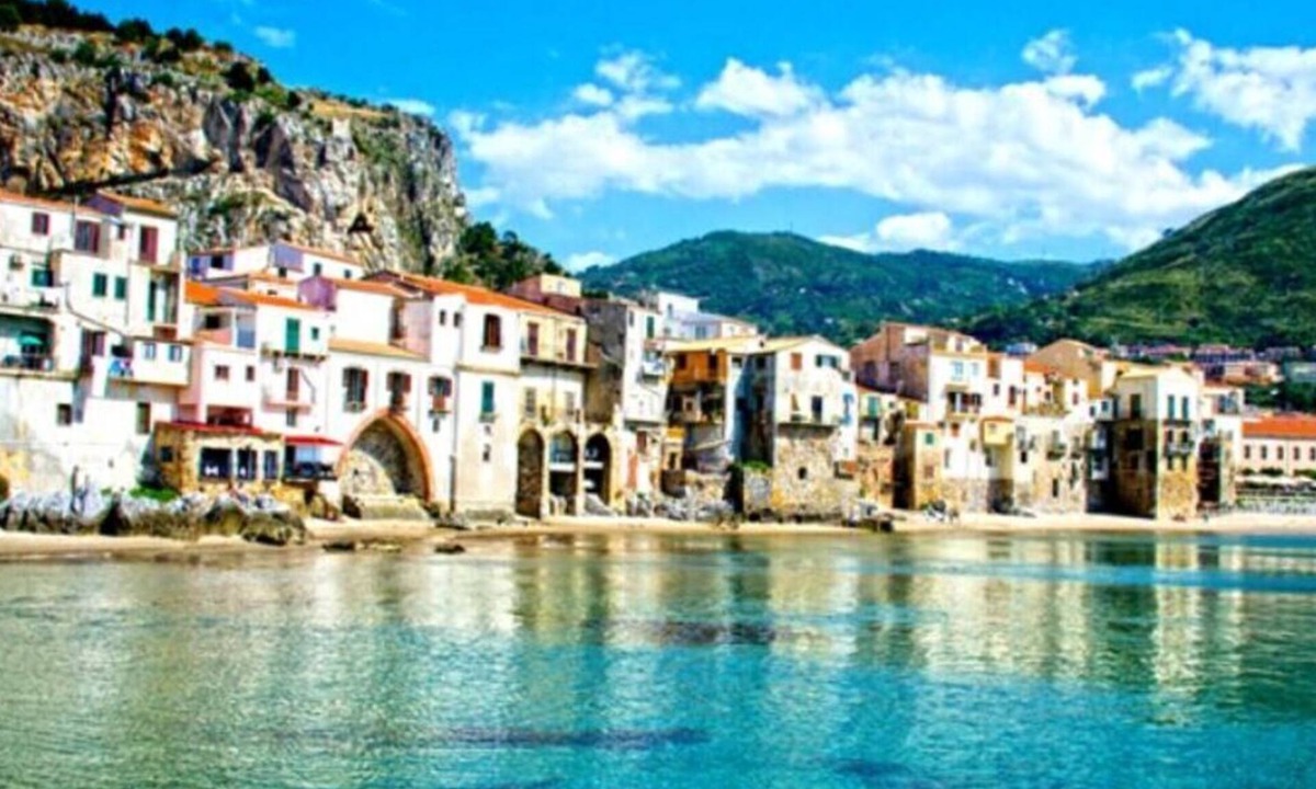 Mondello Villa | Discover Coastal Elegance Sea View Villa with Pvt Pool in Picturesque Mondello