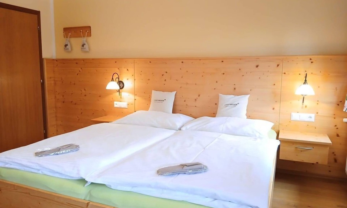 Sankt Oswald Bed & Breakfast | Doppel- Oder Dreibettzimmer Copy - Alte Schule