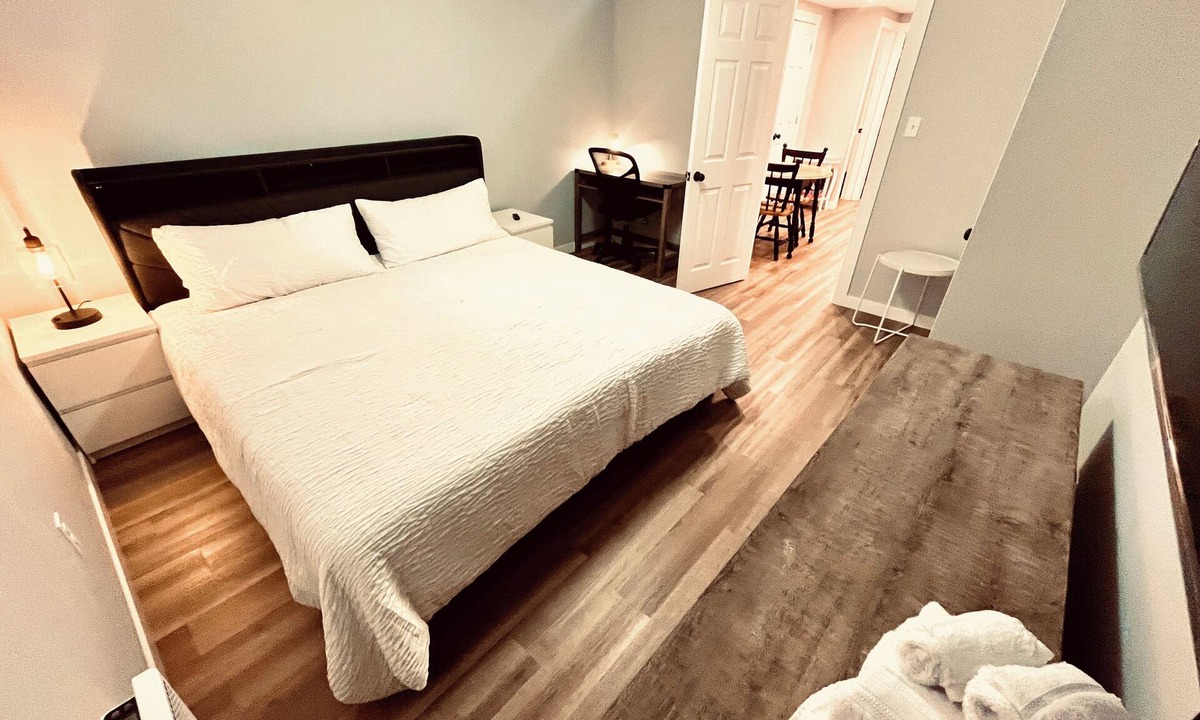 Charlottetown Apartment | Downtown-2BR APT-King-Parking-WiFi7
