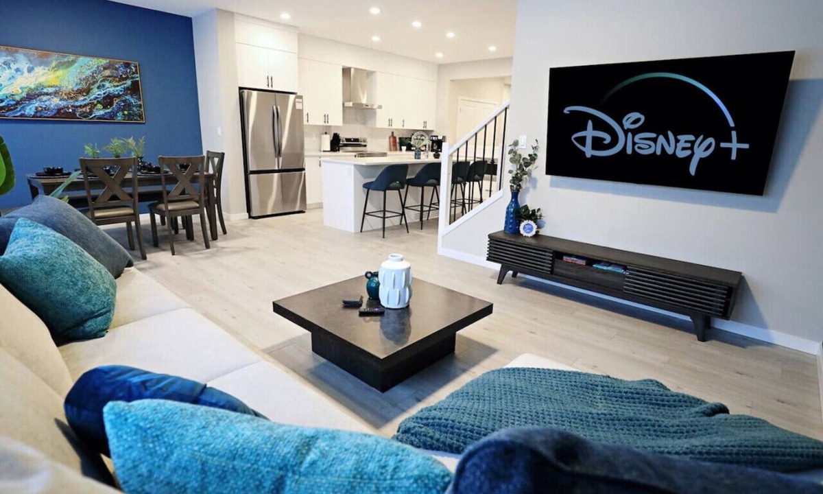 West Edmonton House | Edgemont Escape |A/C|Groups|River Cree|WEM|Disney+