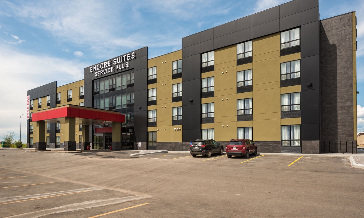 Grande Prairie Hotel | Encore Suites by Service Plus Inns