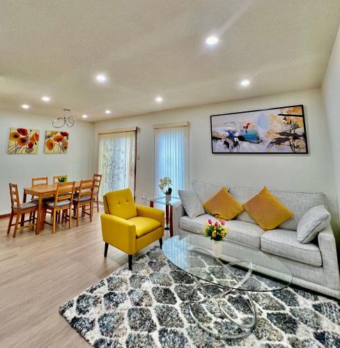 Thorold House | Entire House-3BRM-14 mins from Niagara Falls