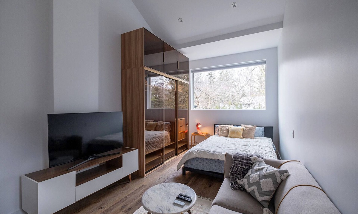 Netflix Park | High Park-Swansea