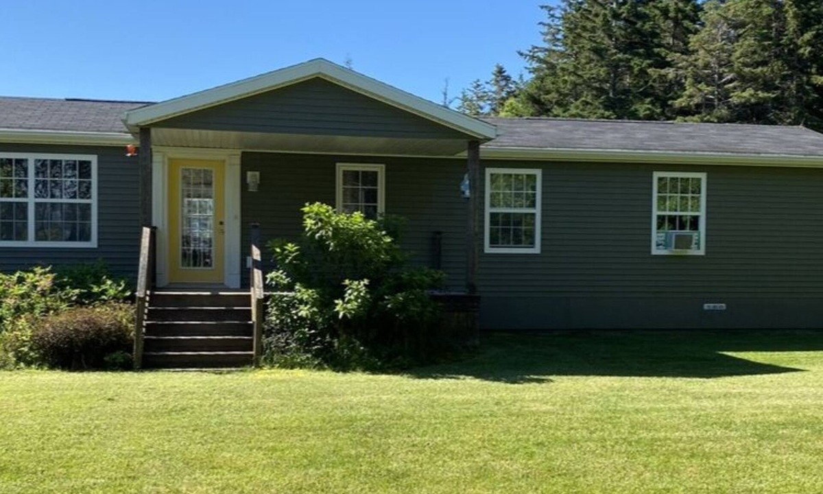 Campbells Cove House | Ernie’s paradise where peacefulness is our priority