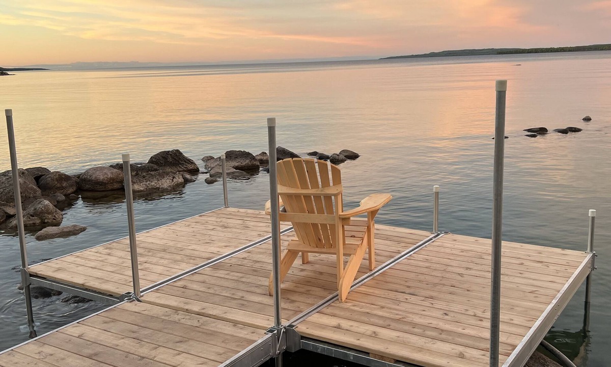 Georgian Bluffs House | Exclusive Waterfront enclave