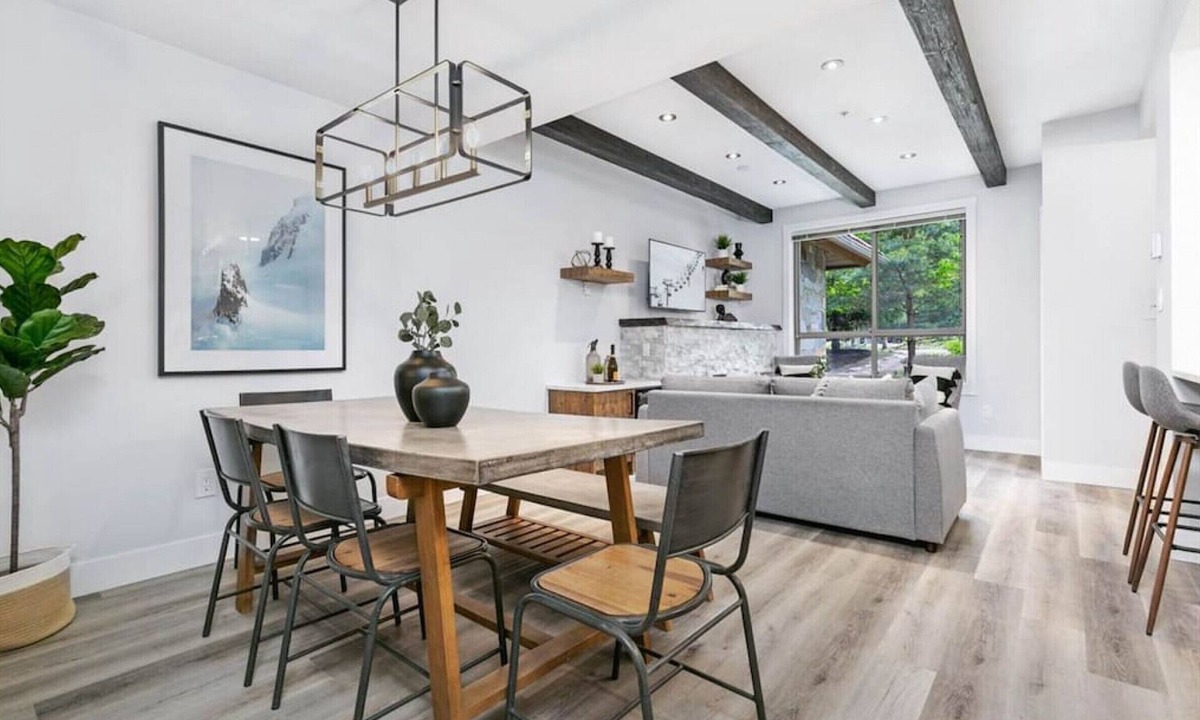 Whistler Cay Estates Condo | Executive 2BR Whistler Village Home: Sleeps 6, AC, Free Parking & Near Shops & Trail!