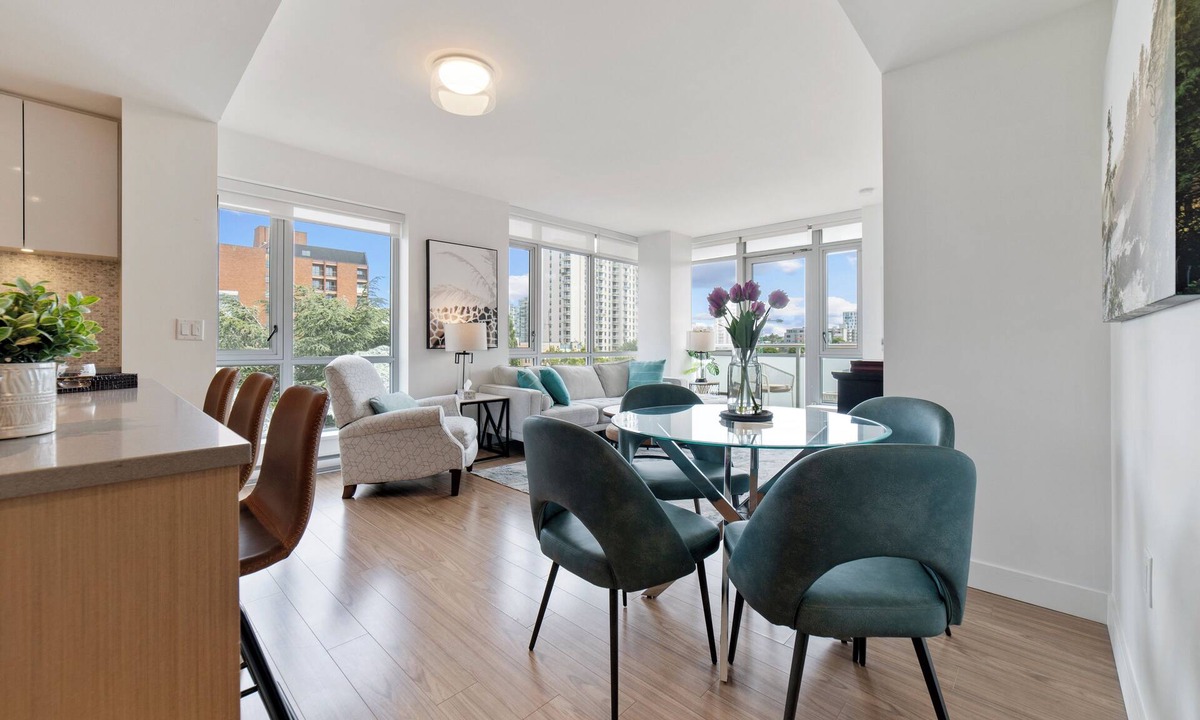 Downtown Victoria Apartment | Executive Haven: Luxe Condo in Downtown Oasis