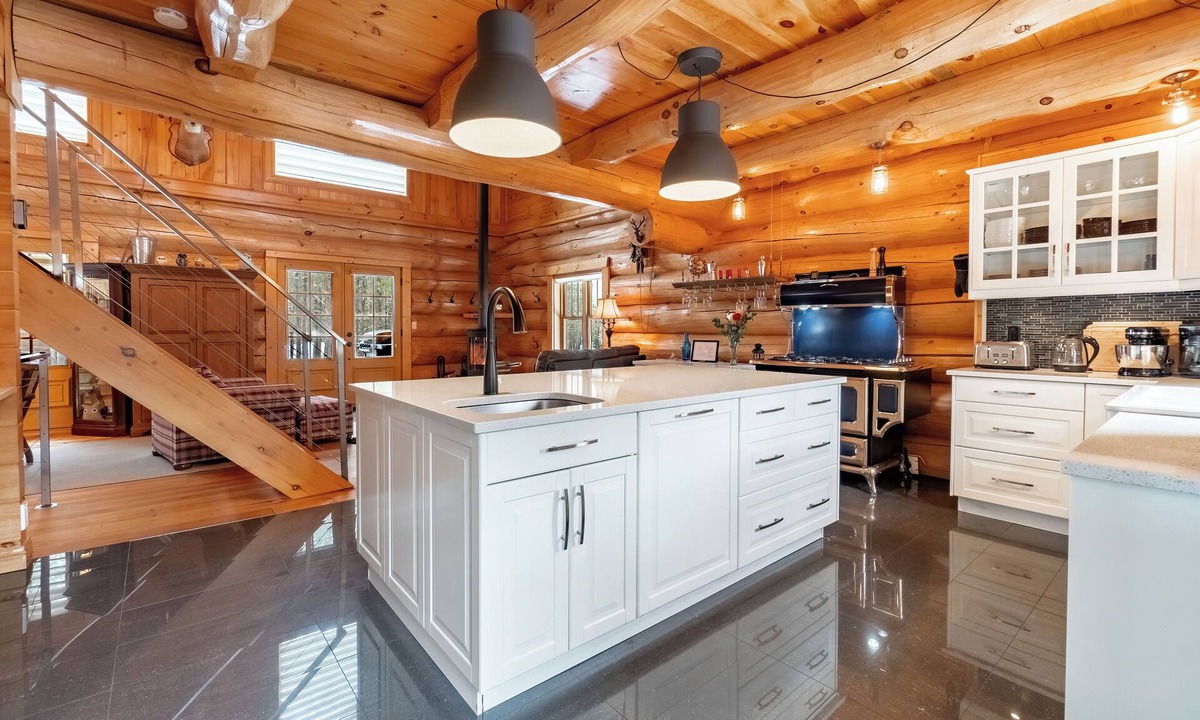 Mauricie Ski Chalet | Experience Nature Wood