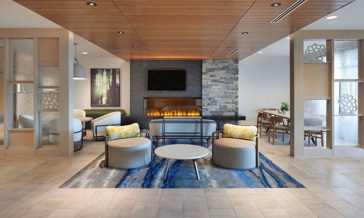 Orillia Hotel | Fairfield Inn & Suites by Marriott Orillia