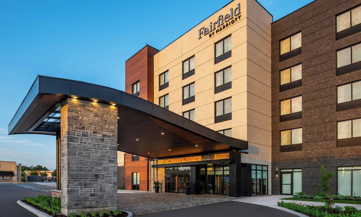 Gravenhurst Hotel | Fairfield Inn & Suites Gravenhurst Muskoka