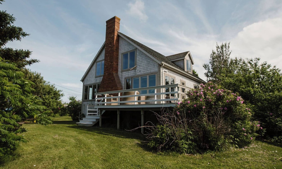 Cavendish Cottage | Family sized cottage, great for hosting the entire family!