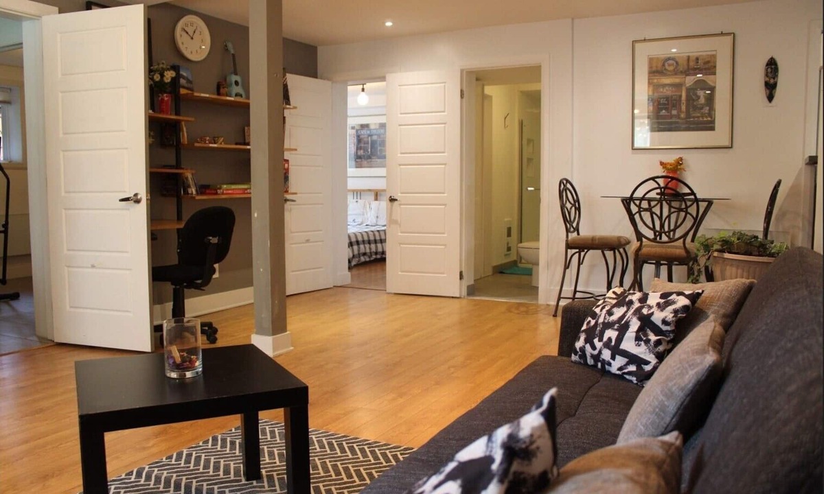 Nouveau-Rosemont Apartment | Fantastic Montreal Apartment