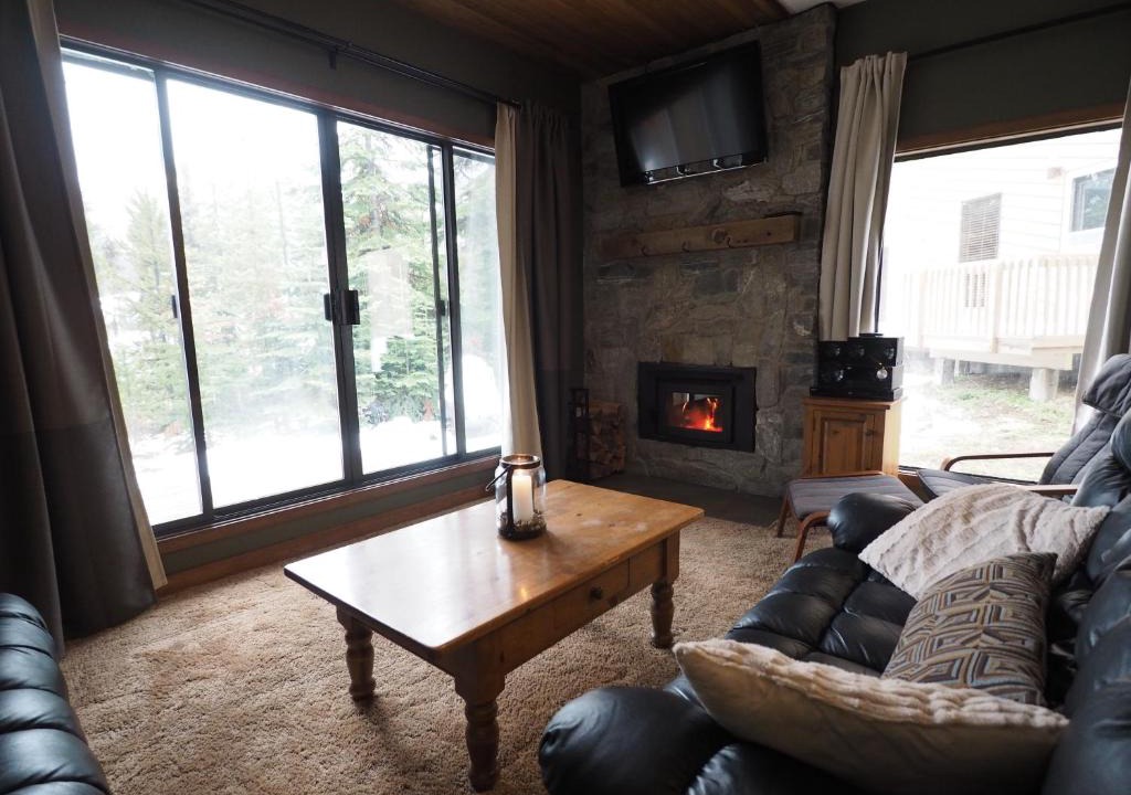 Okanagan-Similkameen House | Fern Haven Townhouse near Ski in Out