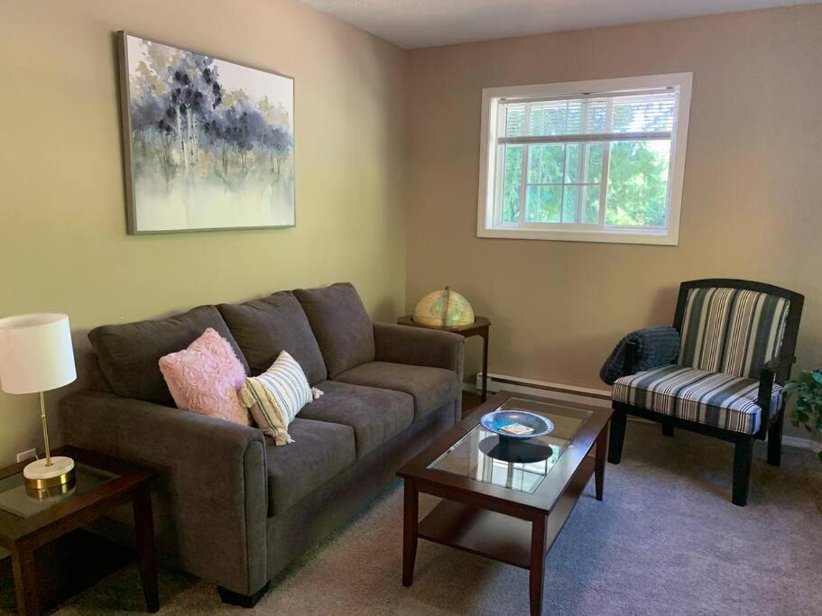 Mill Bay Apartment | Forest trails suite