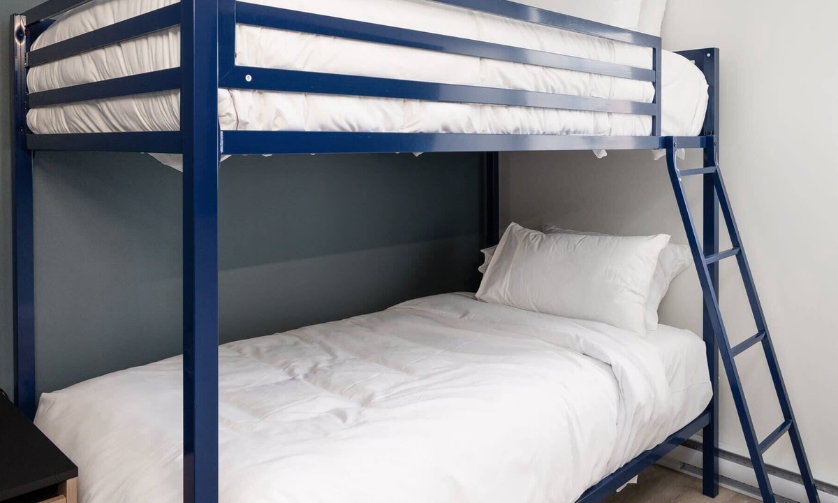 Gay Village Apartment | Full-equipped room in Le Village!