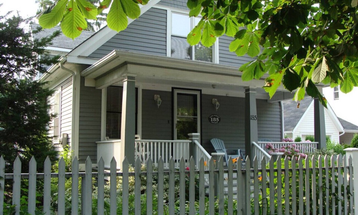 Old Town Historic District House | Gate Street Cottage with Great Front Porch