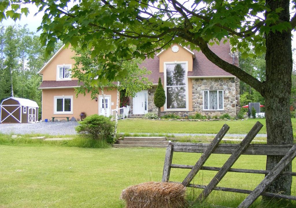 Saint-Elie-dʼOrford Bed & Breakfast | Gite L'Antre d'Eux