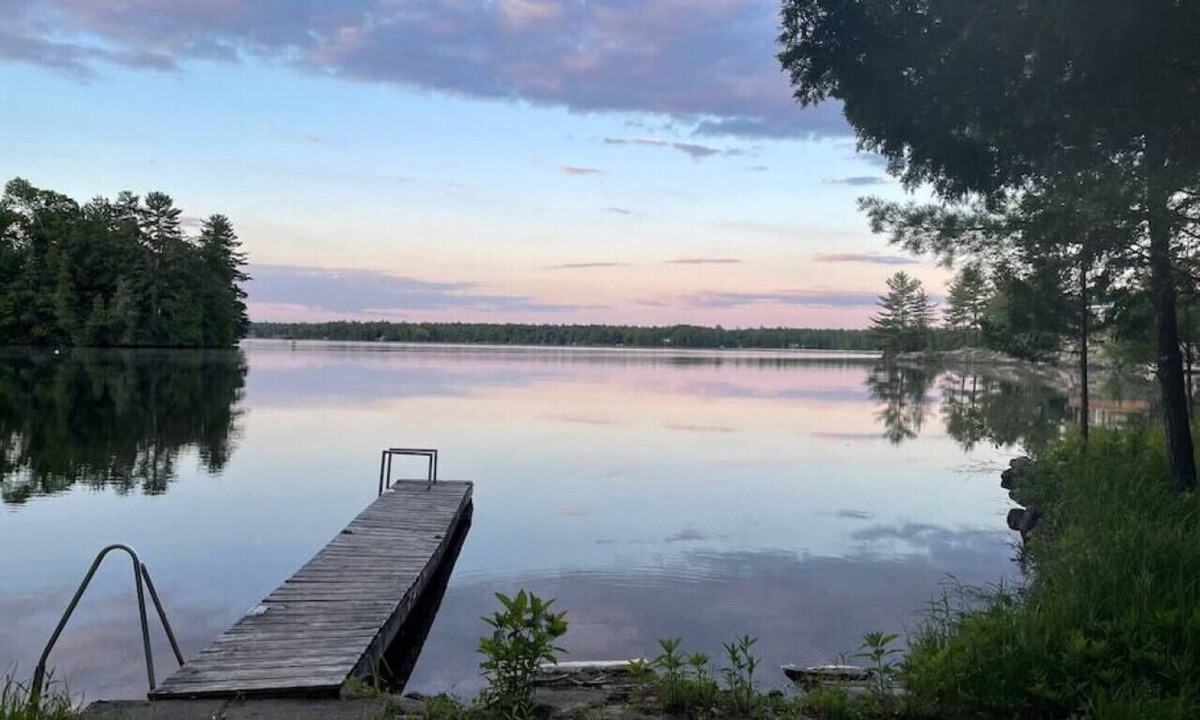 Georgian Bay Cabin | Gorgeous Cottage on Six Mile Lake in Muskoka