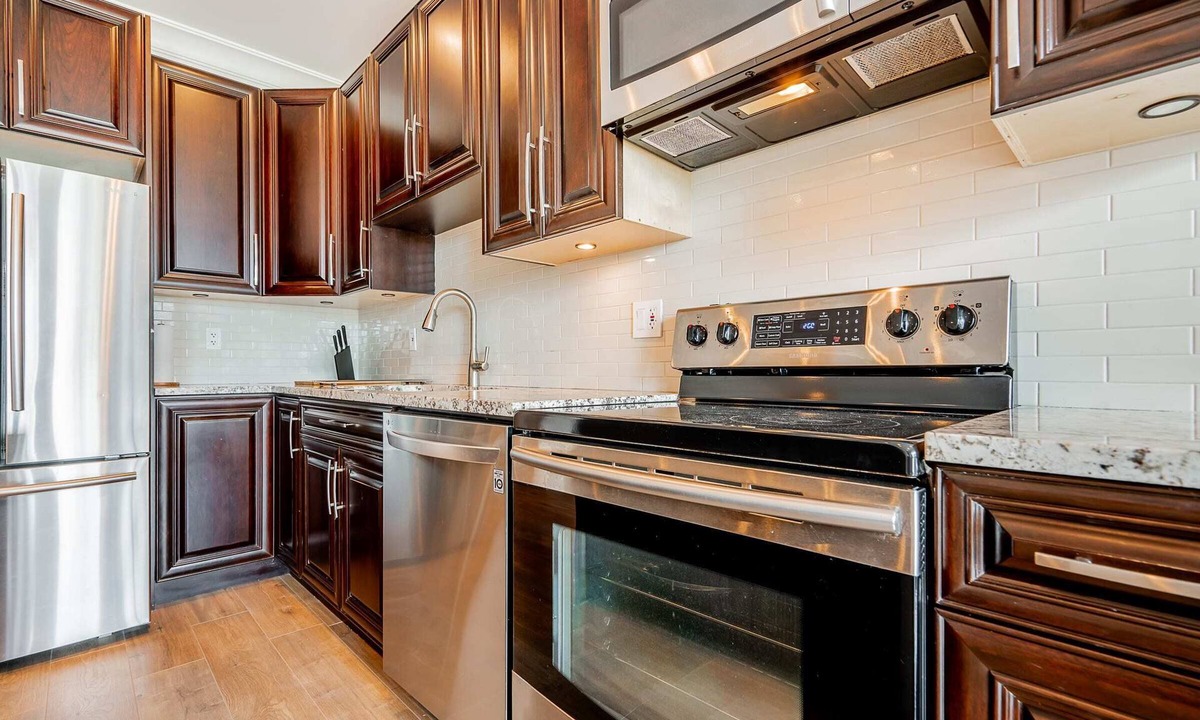 West Vancouver House | Gorgeous Guest suite in West Vancouver