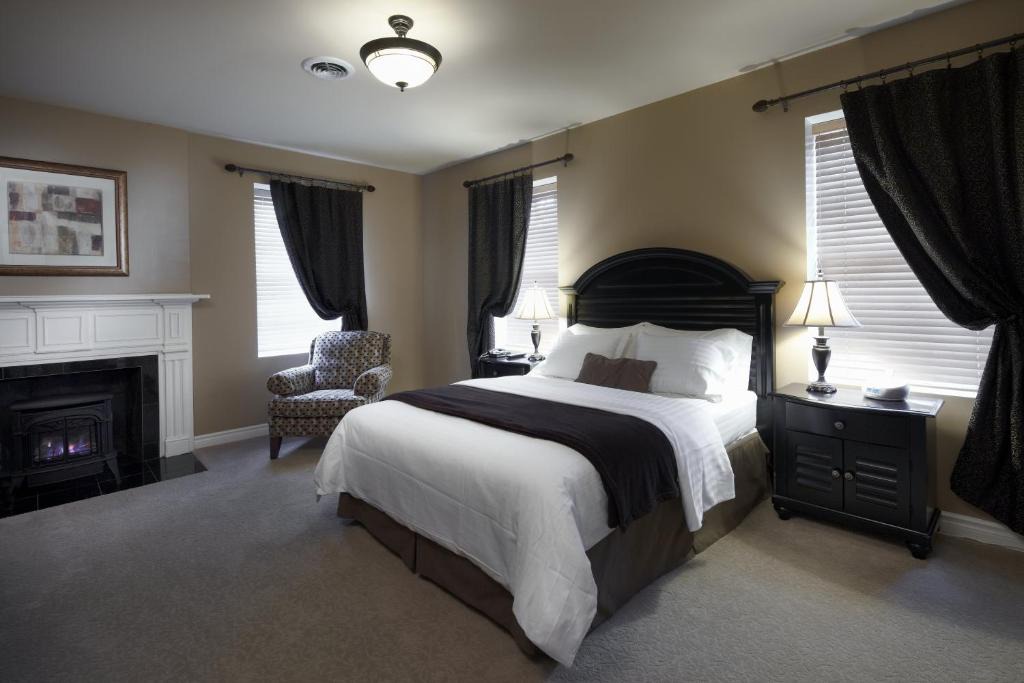 Old Town Historic District Apartment | Greaves Sweet Escape