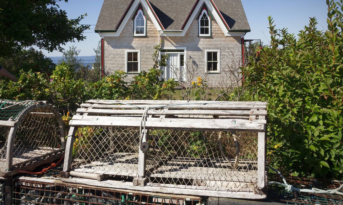 Peggy's Cove Apartment | GREEN GABLES Lobster Trap