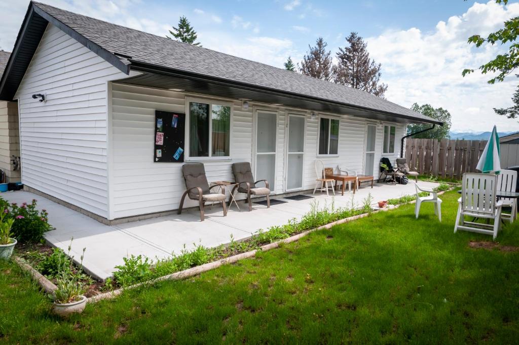 Abbotsford House | Guest Suite Private Retreat for 2 Guests With AC - 4 Units Available