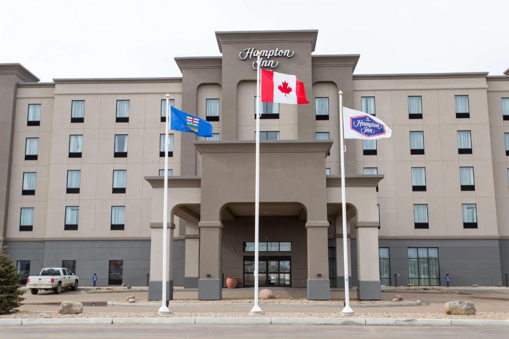 County of Vermilion River Hotel | Hampton Inn by Hilton Lloydminster