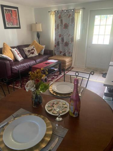 Laval Apartment | Havre de paix