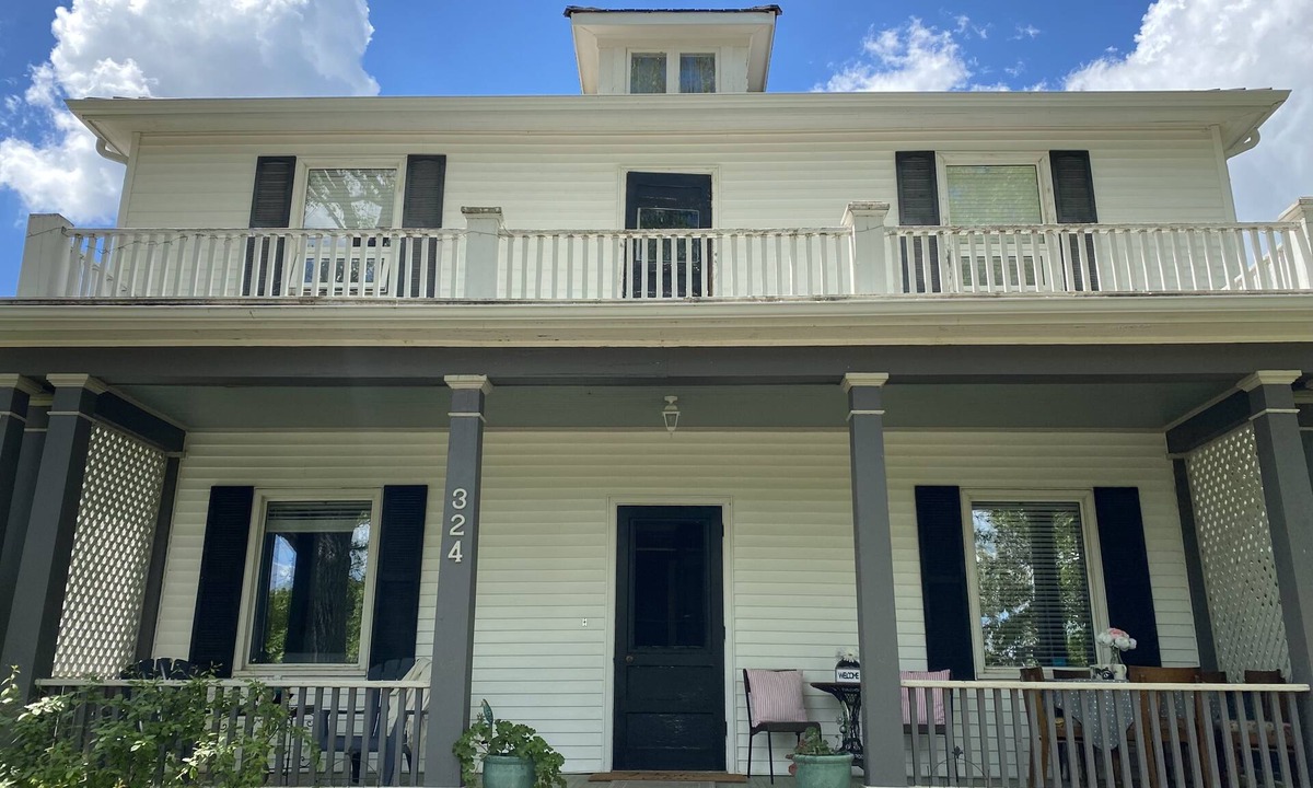 Lafleche House | Heritage House in Southwest Saskatchewan
