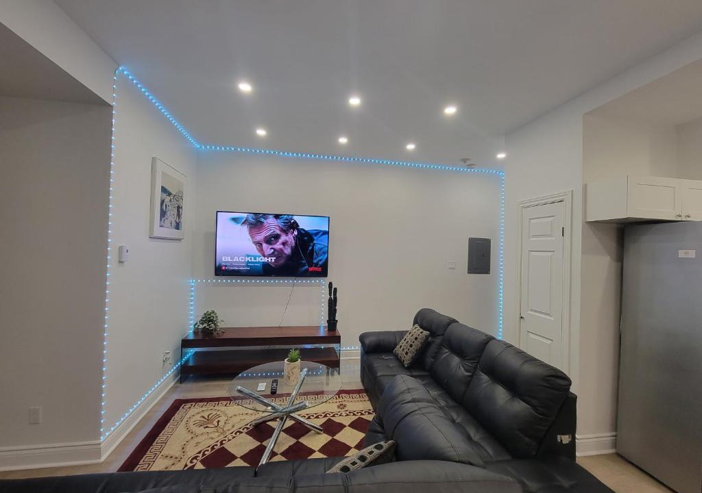 Mile End Apartment | high speed internet - Full kitchen - Parcs &attractions #1