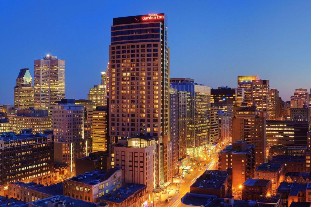 Quartier des Spectacles Hotel | Hilton Garden Inn Montreal Centre-Ville