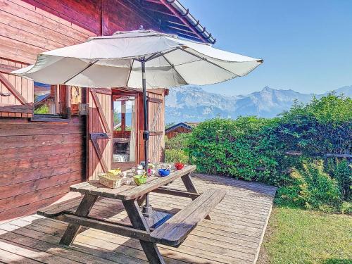 Saint-Gervais-les-Bains House | Holiday Home Les Chalets de La Combe by Interhome