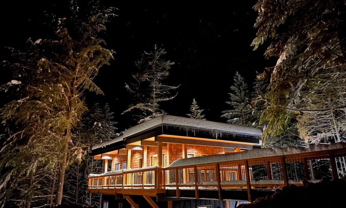 Rossland House | House with bridge, walk around deck, rooftop patio, 24' glass door & much more!