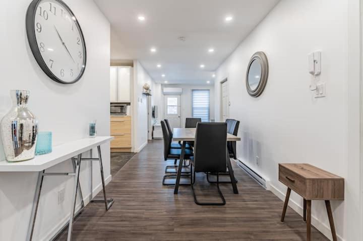 La Petite-Patrie Apartment | Huge 3 Bedroom Condo with a Large Patio