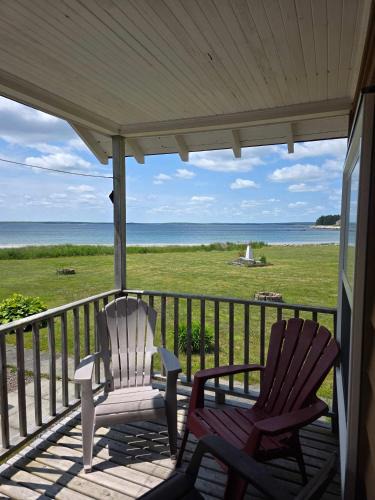 Hunts Point House | Hunts Point 2-BR Coastal Retreat - Cottage # 3