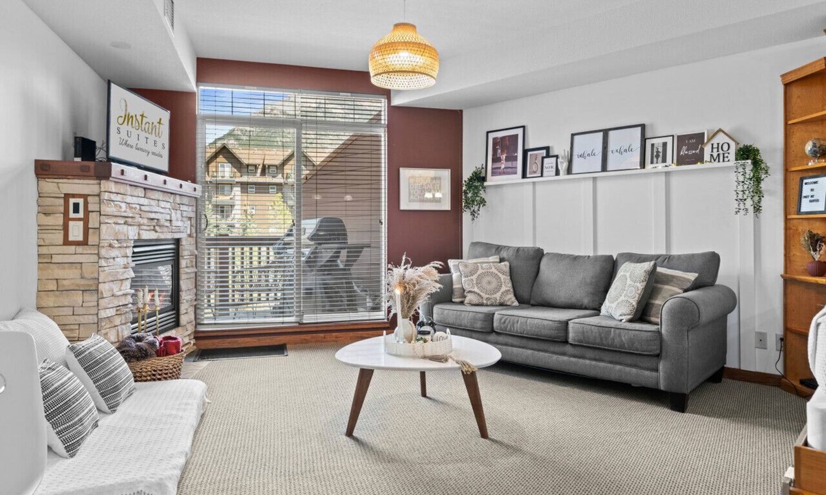 Canmore Condo | ⭐️InstantSuites-Romantic Mt. View Suite|Banff⭐️