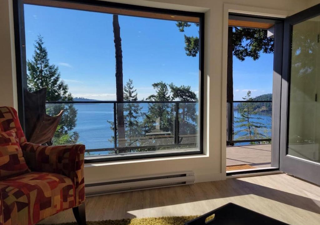 Bowen Island Apartment | J and Js