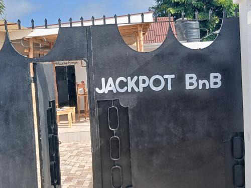 Arusha Bed & Breakfast | JACKPOT BnB Arusha
