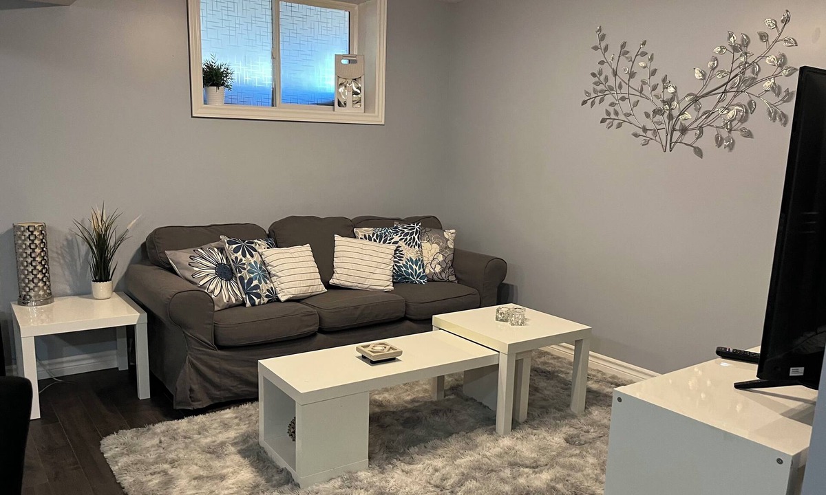 Guelph Apartment | Just like Home, 1 bedroom basement appt