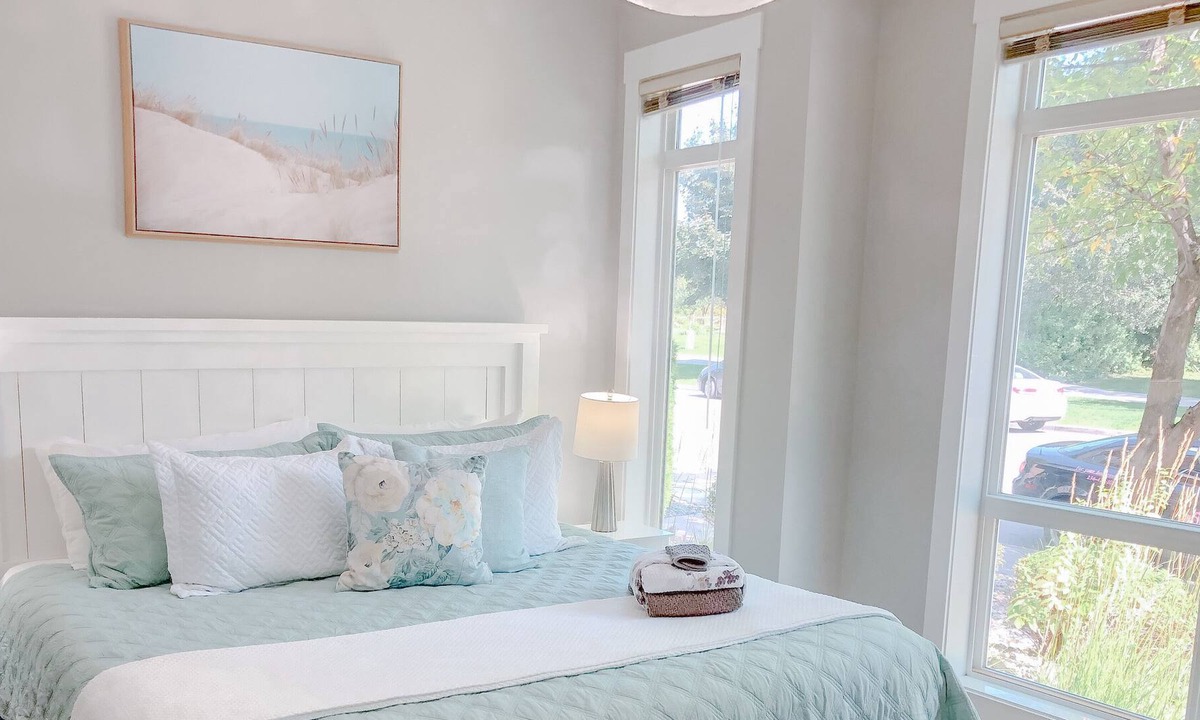 North End Condo | Kelowna's Best Beach Destination
