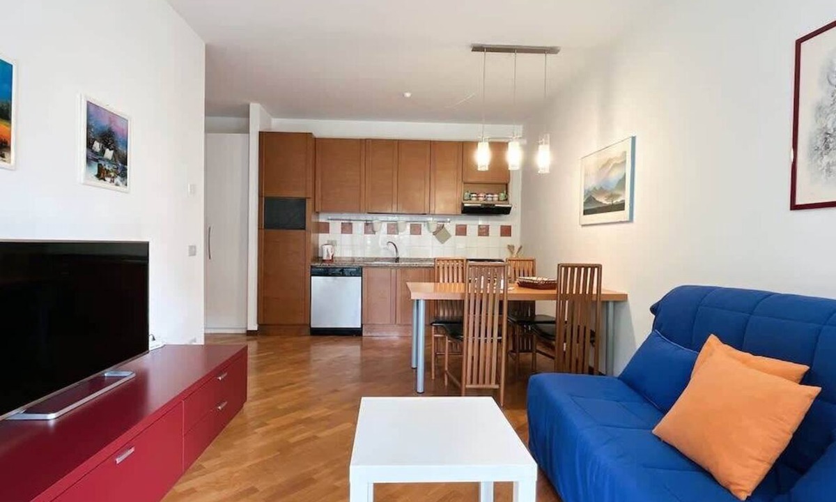 Lecco Apartment | La Piazzetta Verde - Affitti Brevi Italia