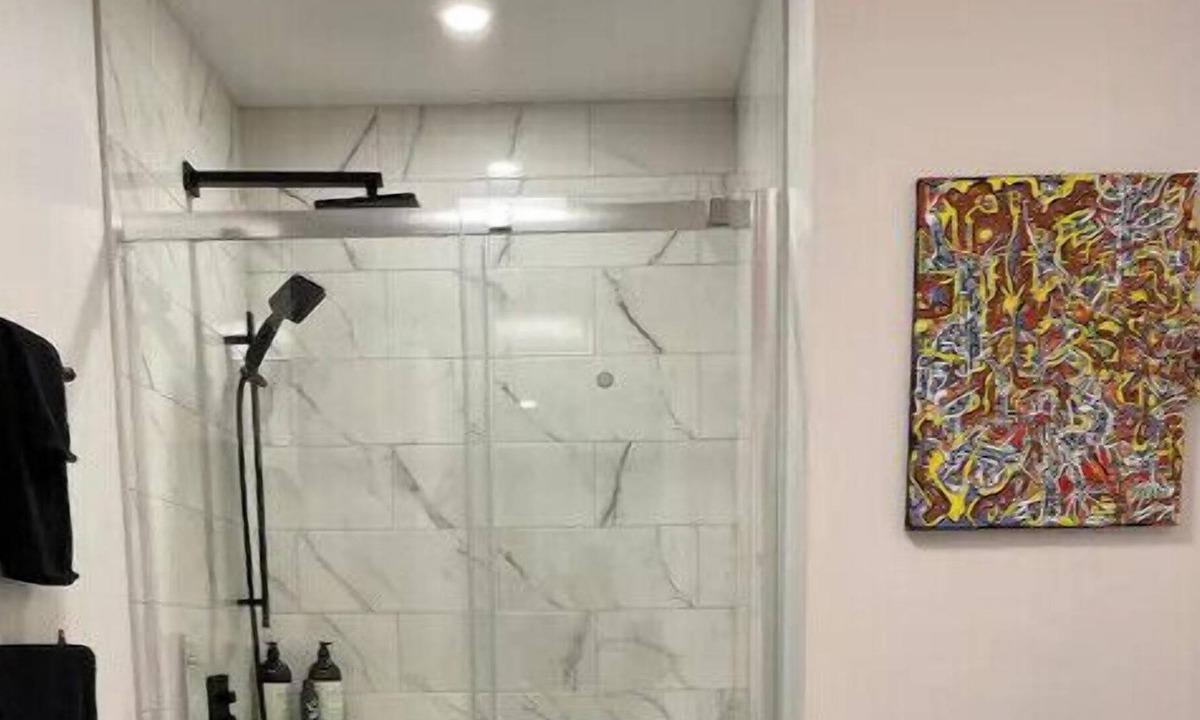 Chelsea Apartment | La Rüstik - Chic 2 bedroom Home away from Home