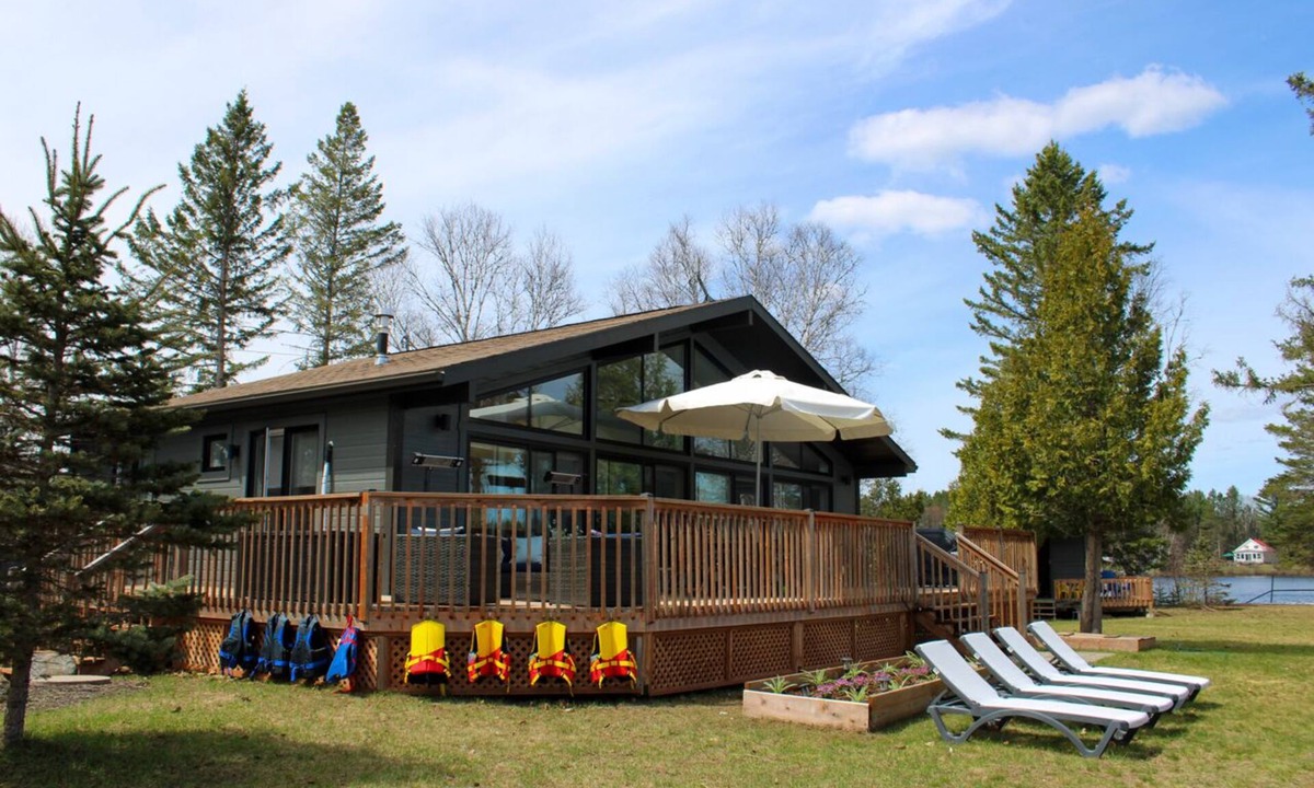 Nominingue Ski Chalet | Lake House Chalet, Laurentides, Pet Friendly, Waterfront, Beach, Private, Luxury