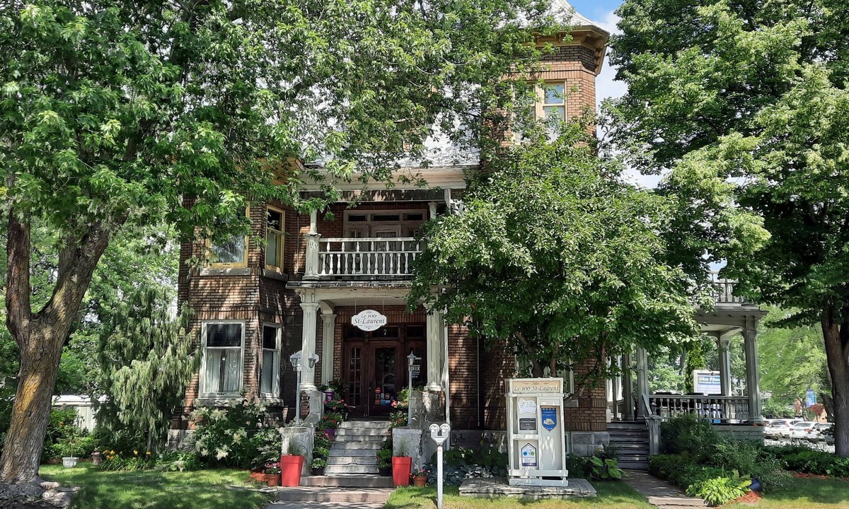 Mauricie Bed & Breakfast | Le 100 St-Laurent