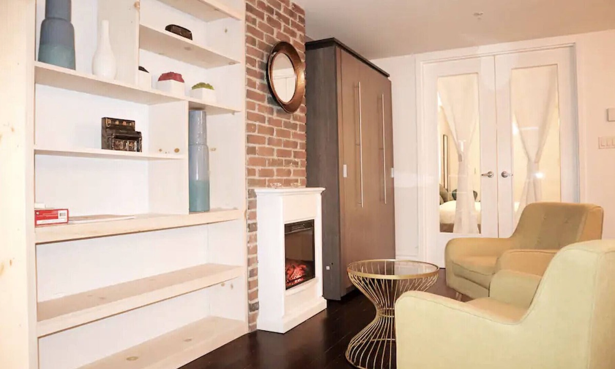 Gay Village Apartment | Le Cozy Loft: 2 beds
