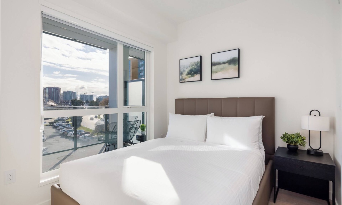 Richmond City Centre Apartment | Level Richmond- Two Bedroom Suite