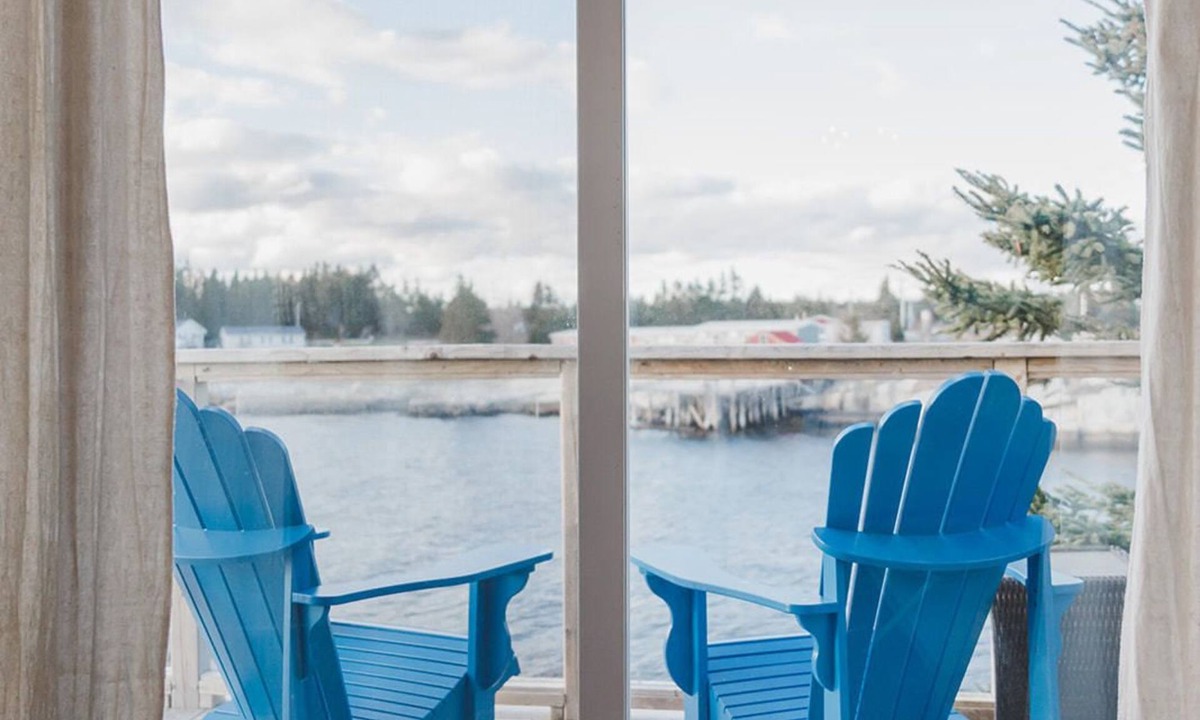 Indian Harbour House | Lighthouse Lane Cottages